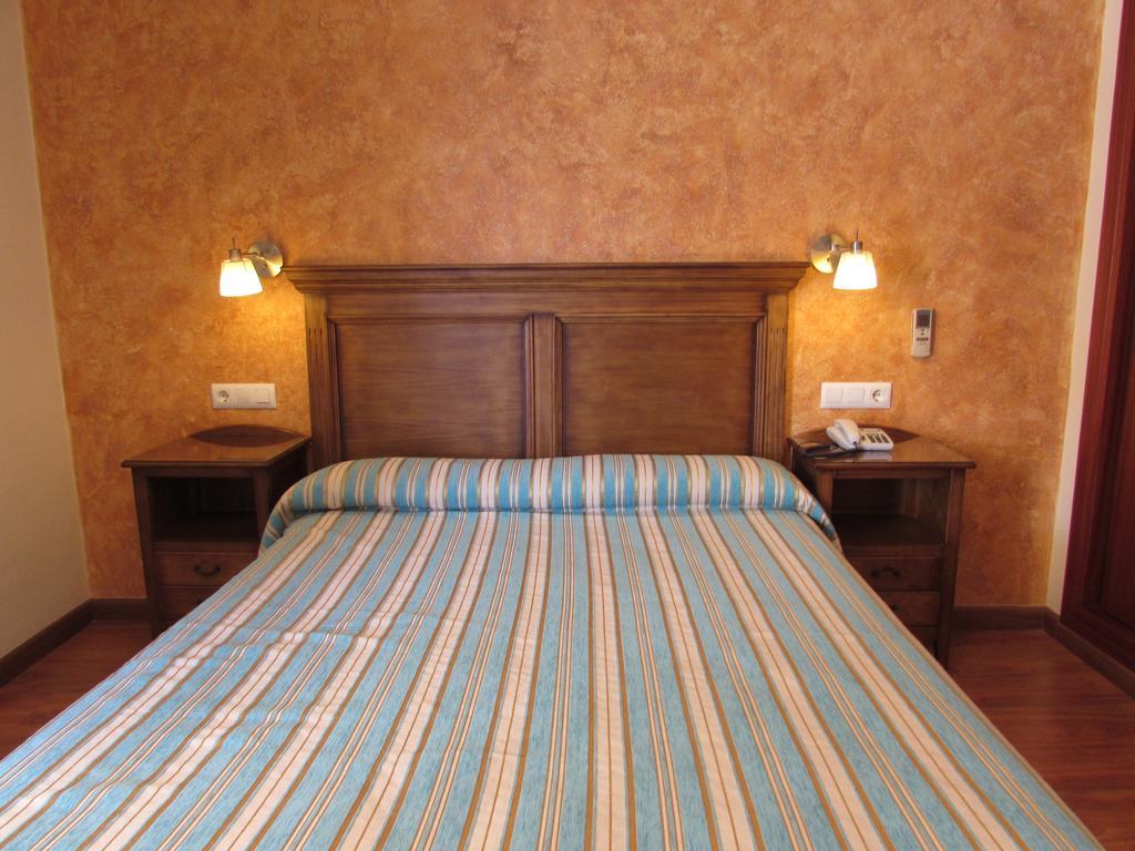 Paraiso Playa Hotel Исла-Кристина Экстерьер фото